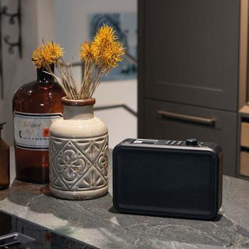 Preview: Modernes Unterbau-Küchenradio DAB+/FM mit EWF & Bluetooth 5.1 – Digitalradio mit TFT-Farbdisplay & Internetradio, inkl. Montagematerial