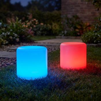 Set da 2 moderne lampade da tavolo cilindriche LED solari e lampade da giardino con picchetto, cambio di colore RGBW, ricarica USB, IP44 resistente alle intemperie