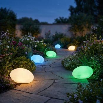 6 lampes de jardin solaires élégantes IP44 – pierres décoratives avec piquet, lumière blanc chaud et colorée – résistantes aux intempéries, 22,4 cm