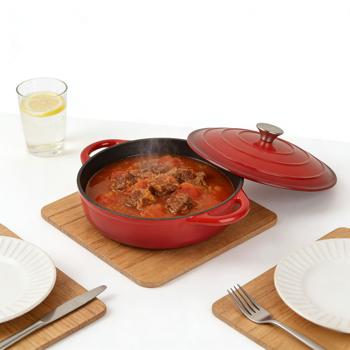 Preview: Cocotte en fonte avec couvercle, 28 cm, rouge – compatible tous feux, dont induction – passe au four – matériel professionnel