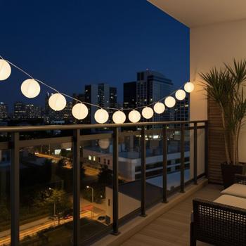 Preview: Fata decorativa con lanterne bianche, 20 LED, IP44 - Crea un‘atmosfera accogliente in giardino o sul patio e balcone