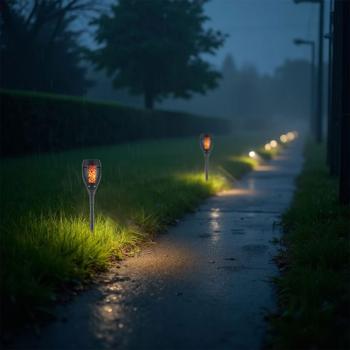 Preview: 2er-Set LED-Solar-Gartenfackeln mit Flammen-Effekt (H 78cm): Akku, realistisch & wetterfest - Fur romantisches Ambiente im Garten & Balkon