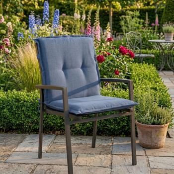 Preview: 4er-Set Gartenstuhlkissen Niederlehner - Weiche, komfortable Polsterung, kobalt-blau, 105x50cm - UV-Schutz, mit Bindebändern & Riemen, Niederlehner Polster