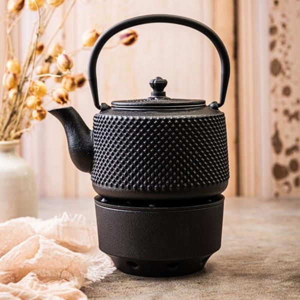 Elegante Teekanne mit Rechaud aus Gusseisen, schwarz: für langanhaltende Wärme & stilvollen Teegenuss
