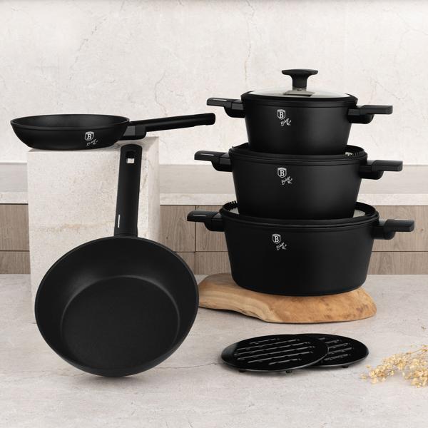 Design Kochset inkl. Untersetzer, Aluminium, 10-teilig, Titan Antihaftbeschichtung, mattschwarz, für alle Herdarten geeignet