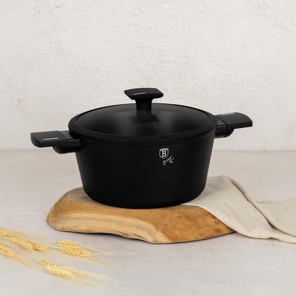 Design Kochset inkl. Untersetzer, Aluminium, 10-teilig, Titan Antihaftbeschichtung, mattschwarz, für alle Herdarten geeignet