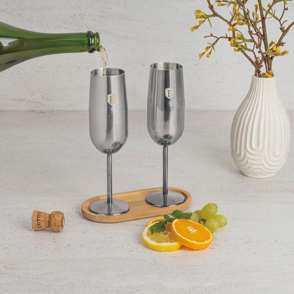 Elegantes 4tlg. Metall Champagnerglas Set, silber: Unzerbrechlich & stilvoll für Sektliebhaber, Robust, kühlend & für besondere Momente
