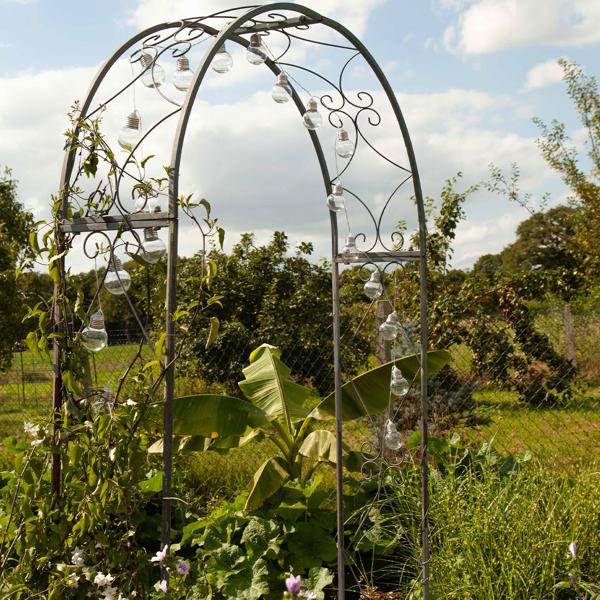 Solar-LED-Lichterkette mit 20 Glühbirnen (2,85m) – Warmweisse Garten-Lichterkette mit Dämmerungssensor & 2 Leuchtmodi, IP44