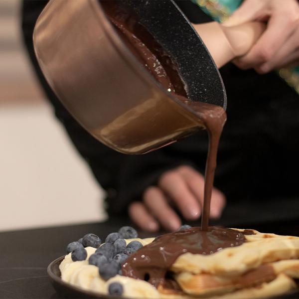 Esclusivo set da cucina di design, 15 pezzi, utensili da cucina e sottopentola, elegante oro rosa, alluminio di alta qualità e stile