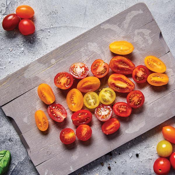 Tritatutto: efficiente tagliaverdure per cocktail di pomodori, fragole e uva - insalate e spuntini preparati velocemente