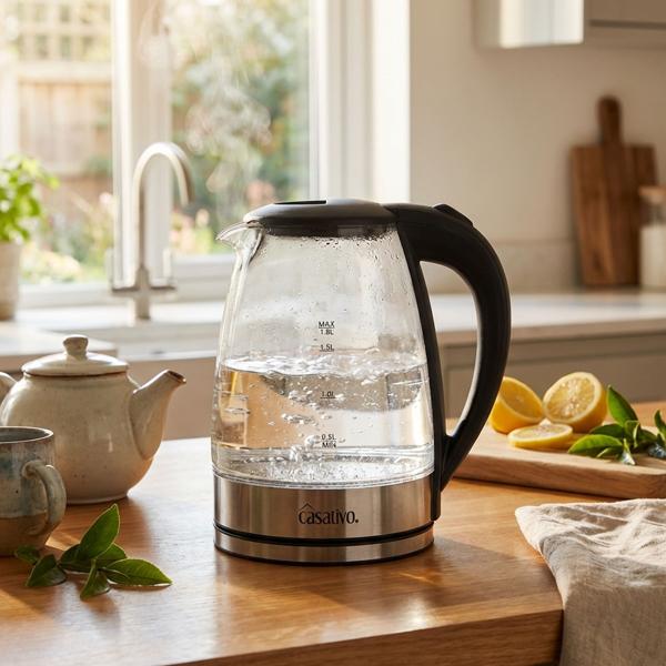 Bouilloire électrique élégante en verre, 1,8 litre, éclairage LED bleu, inox, 2200 W – arrêt automatique et protection contre le fonctionnement à sec