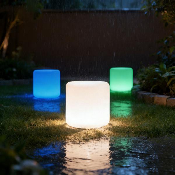 Moderna lampada da tavolo LED solare cilindrica e lampada da giardino con picchetto, cambio colore RGBW, ricaricabile via USB, IP44 resistente alle intemperie – ideale per il tuo giardino