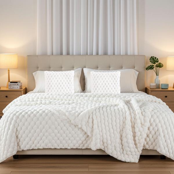 4er-Set Kuschelige Sofadecken 180 x 220 cm & 125 x 150 cm und 2 Luxuriöse Sofakissen 45 x 45 cm in Weiss - Für Wohlfühl-Momente