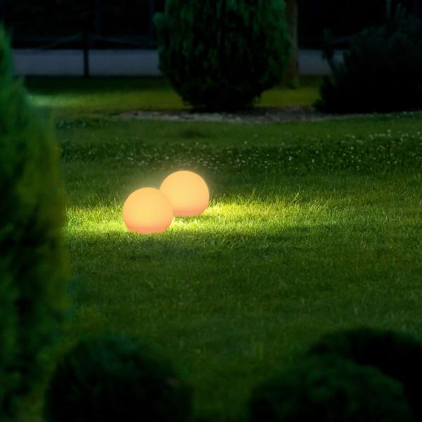 set di 2 sfere luminose a LED solari, Ø 20 cm, RGBW con telecomando, 60 Lu, IP67. Globo luminoso cambia colore per giardino e patio, resistente alle intemperie e senza fili