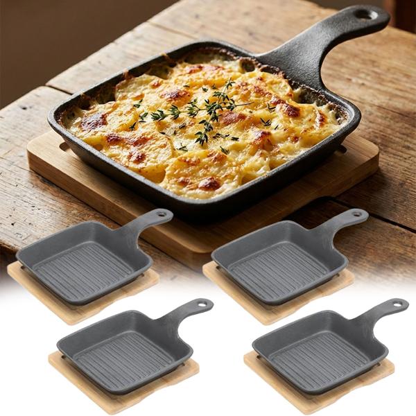 Lot de 4 Poêles à Servir Carrées en Fonte avec Planche Bambou - Idéal Rôtir & Servir Tapas - Ø 15cm - Non Compatible Lave-Vaisselle/Micro-Ondes