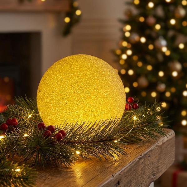 Leuchtkugel Weihnachtskugel LED warmweiss - Ø 18 x 17,2 cm - Festliche Deko für Adventszeit-Weihnachtsbaum-Fenster - Gemütliches Ambiente - Batteriebetrieben