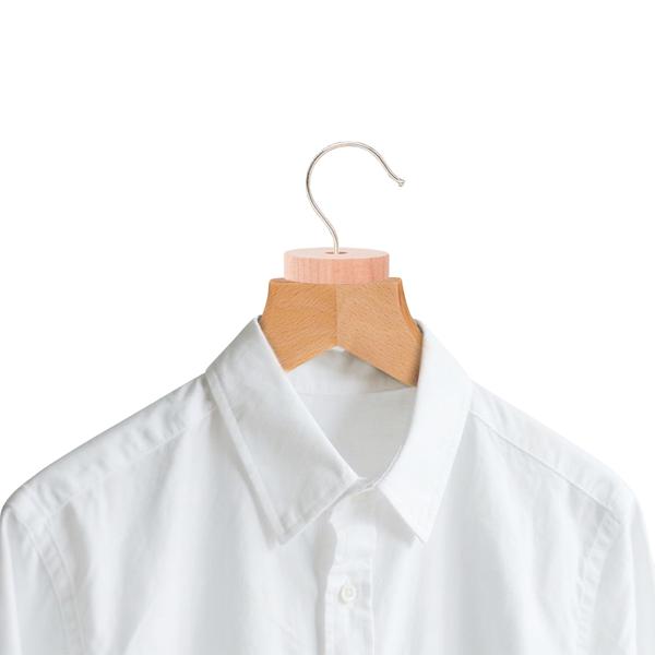 Premium Zedernholz Mottenringe 30er-Set: Natürlicher Mottenschutz für Kleiderschrank & Garderobe, Passend für alle Kleiderbügel