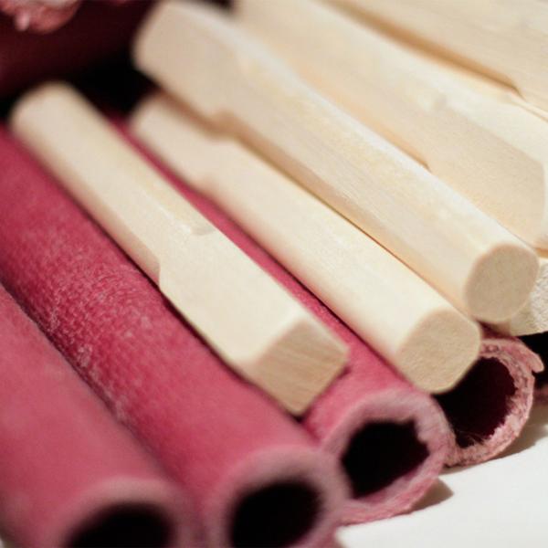 Torches cire extérieur (50 pcs) - 45 cm - Combustion 75 min - Manche bois & protection main - Déco fête jardin/mariage - Qualité Allemande